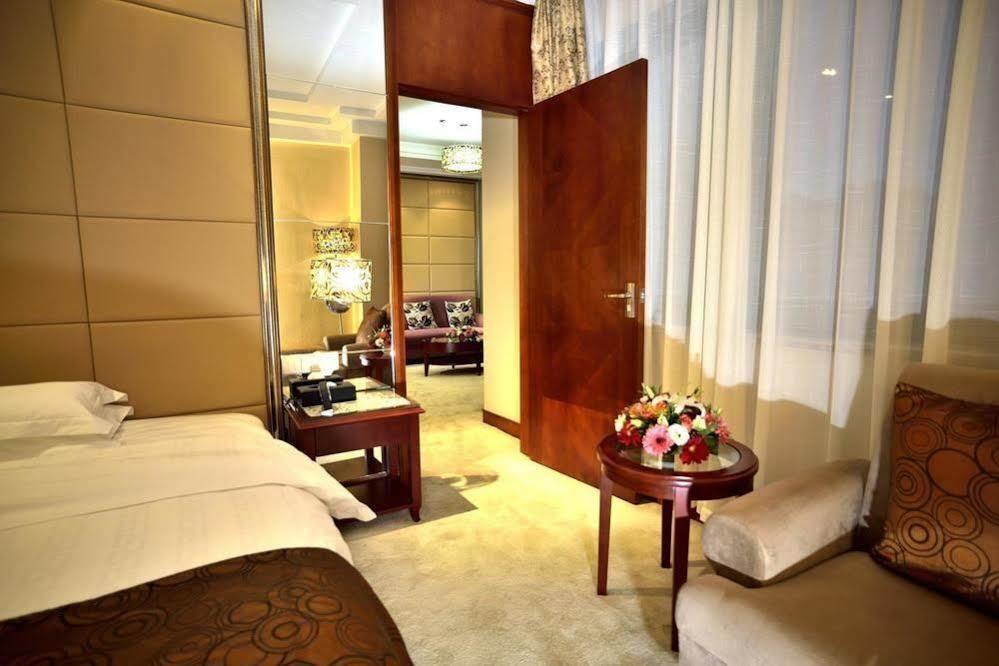 Picturesque Hotel Wuxi  Zewnętrze zdjęcie